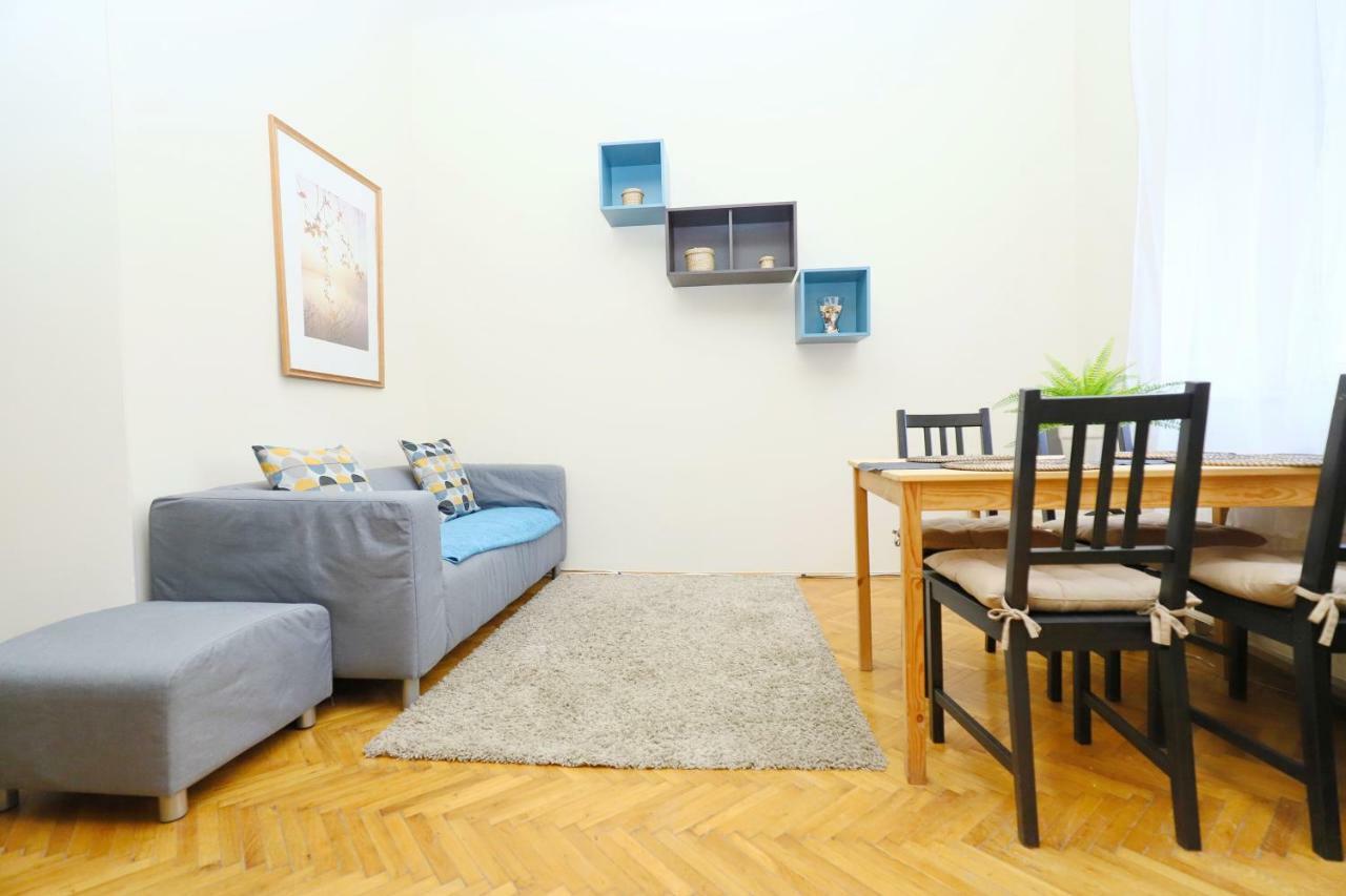 Casa Nostra *